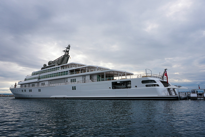 El Rising Sun fondea en Palma