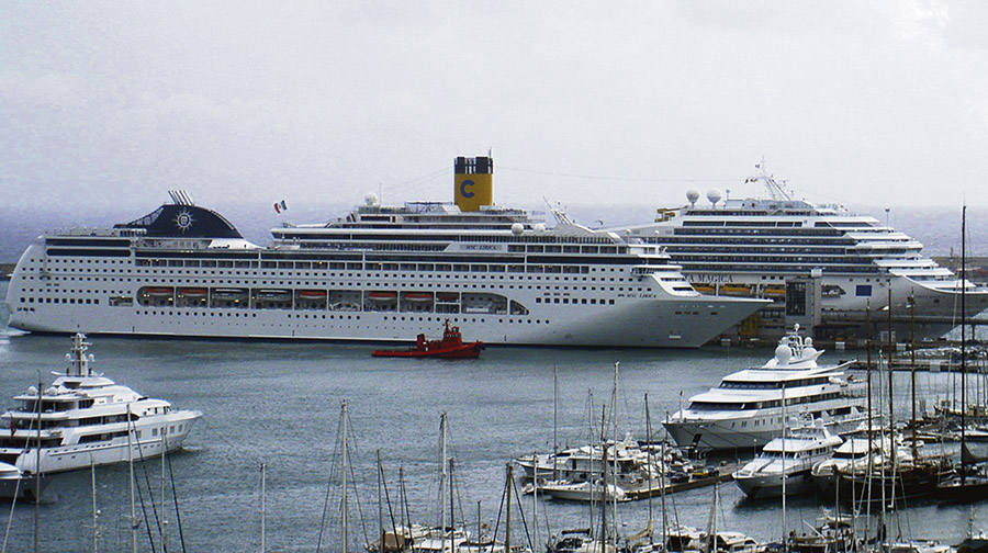 Palma es la segunda ciudad europea más contaminada por los cruceros