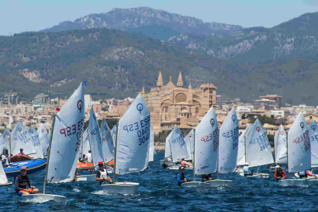 Balaguer y Comas ganan el campeonato autonómico de Snipe en el Trofeo Cluma