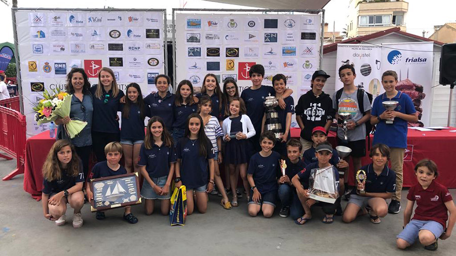 Doble victoria del RCNP en el Trofeo Mamá Optimist