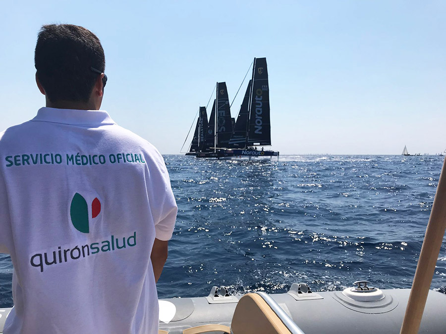 El médico en el campo de regatas de la Copa del Rey MAPFRE
