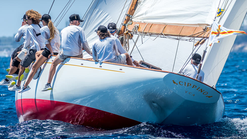 Mahón se pone a punto para recibir a la mejor flota de barcos clásicos del Mediterráneo