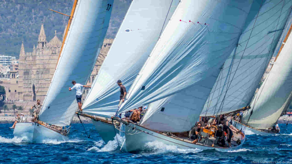 El viento brinda un estreno de lujo de la Regata Illes Balears Clàssics