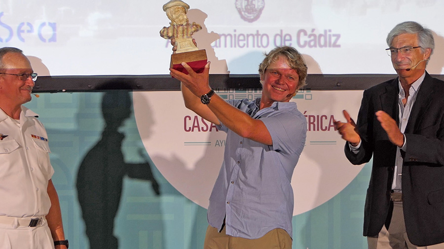 Alex Pella recibe el Premio Juan Sebastián Elcano