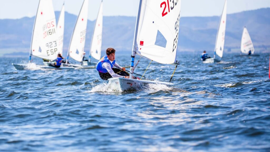 Jordi Lladó se sitúa líder en el Campeonato de España Laser Radial