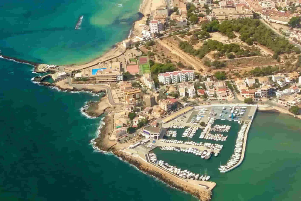 Cort invertirá 80.000 euros al reparar el paseo de Cala Gamba