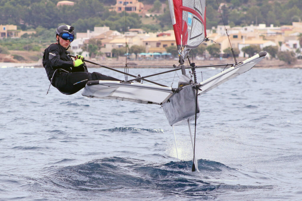 Massanet volará en el mundial de Moth en Australia