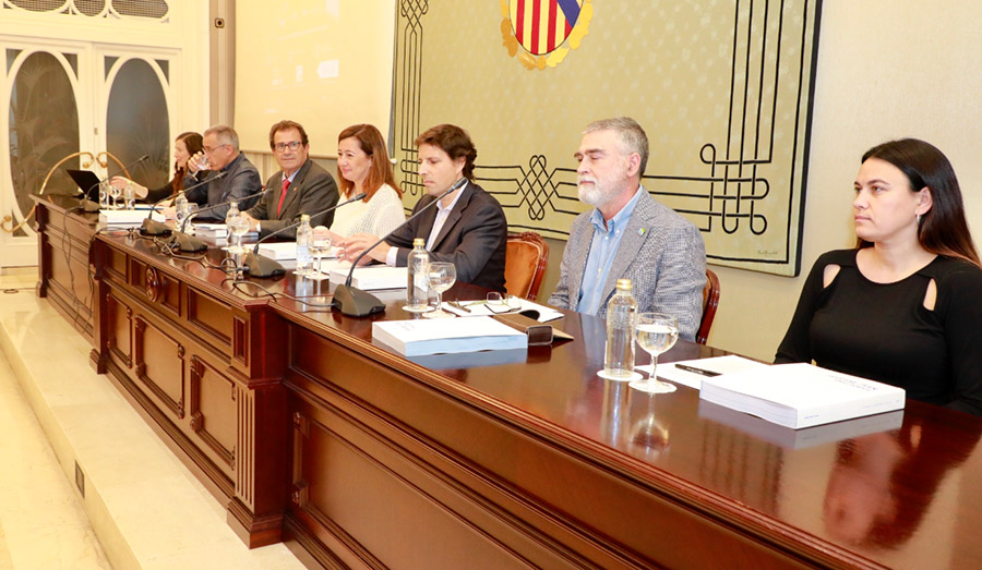 El Informe del Mar Balear pasa de puntillas por el problema de los emisarios