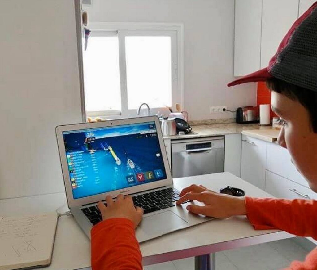 Los clubes náuticos apuestan por las regatas digitales