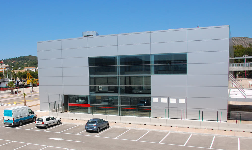 Una década de Estación Marítima de Alcúdia sin servicio de bar