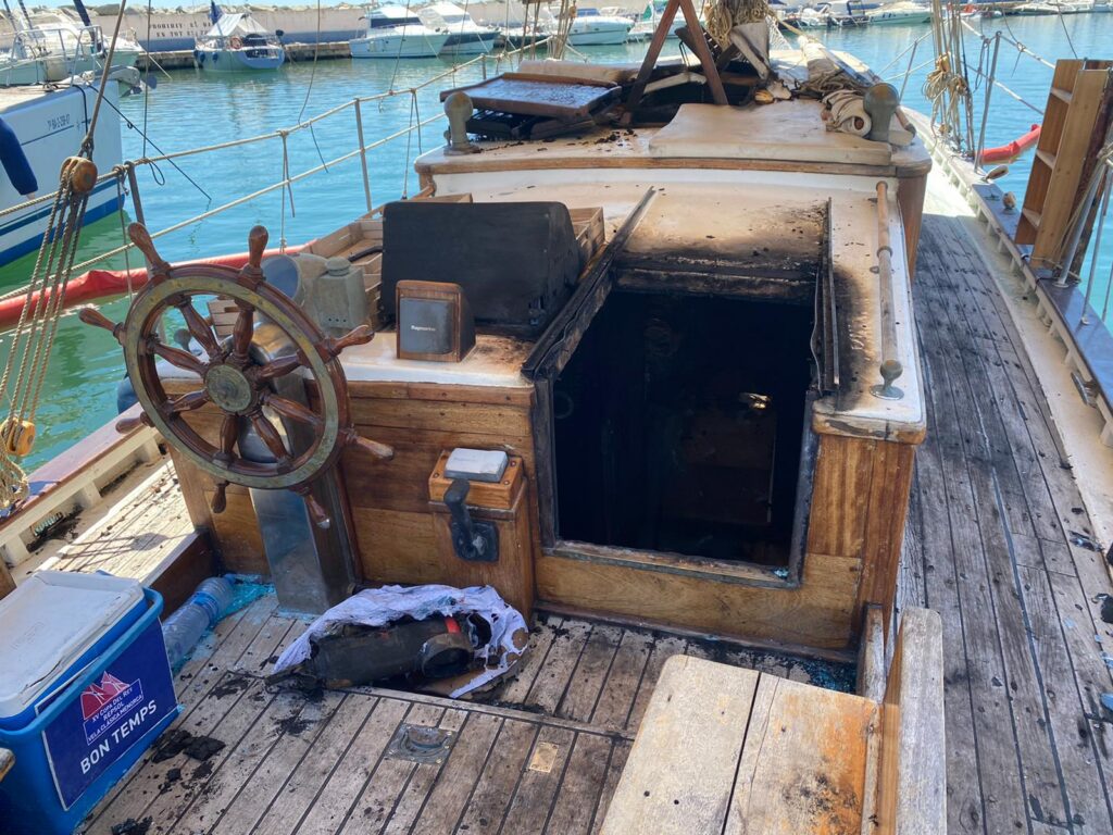 Incendio en el histórico velero Bon Temps (1926), construido en Mallorca