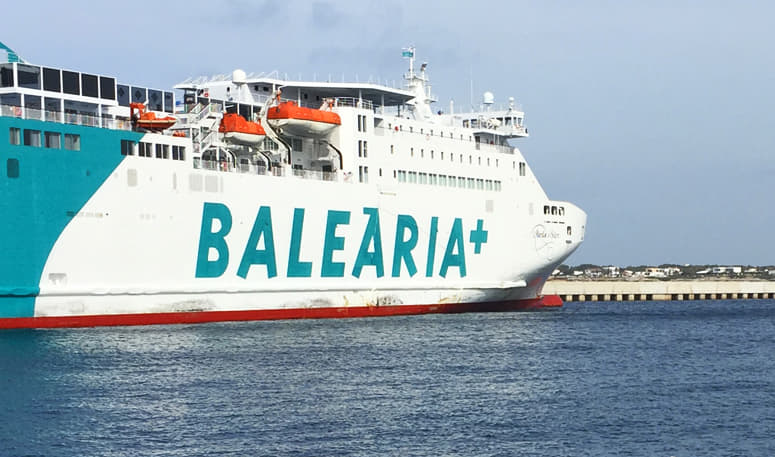 Navieras y empresas náuticas ahorrarán casi dos millones en tasas