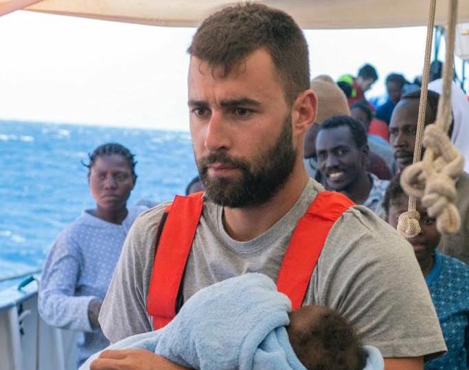 El GEAS rescata el cadáver del submarinista Fernando Garfella