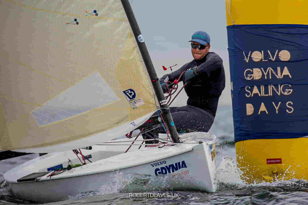 Joan Cardona revalida su título de campeón de Europa Sub 23 de Finn