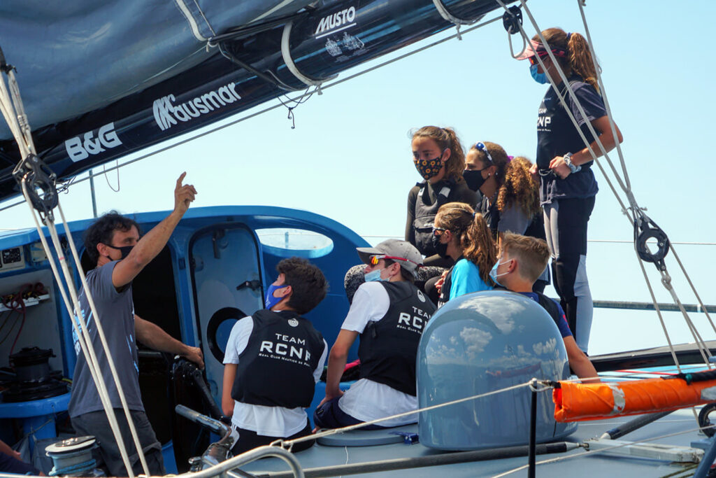 Master Class de Didac Costa a los regatistas del RCNP