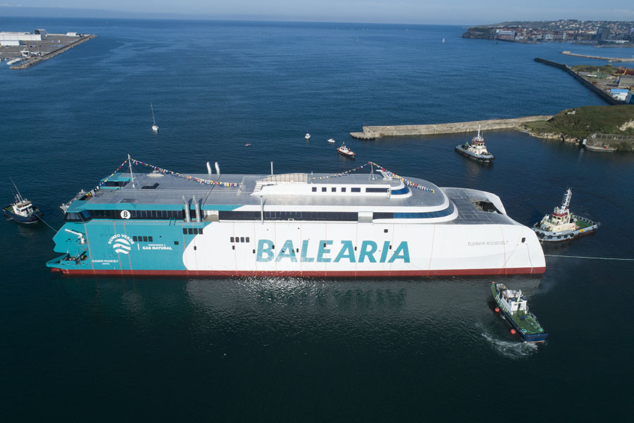 Baleària bota el primer fast ferry con motores a gas natural