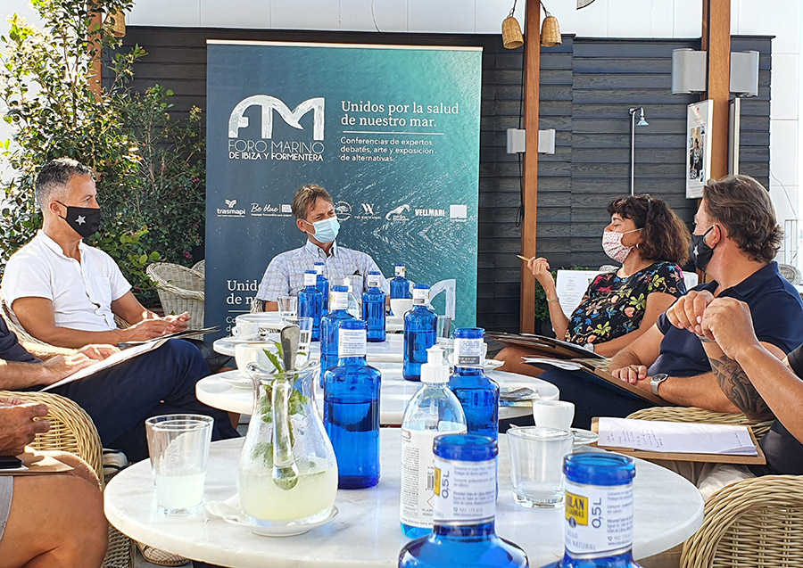 Las marinas de Ibiza y Formentera colaboran con el Foro Marino