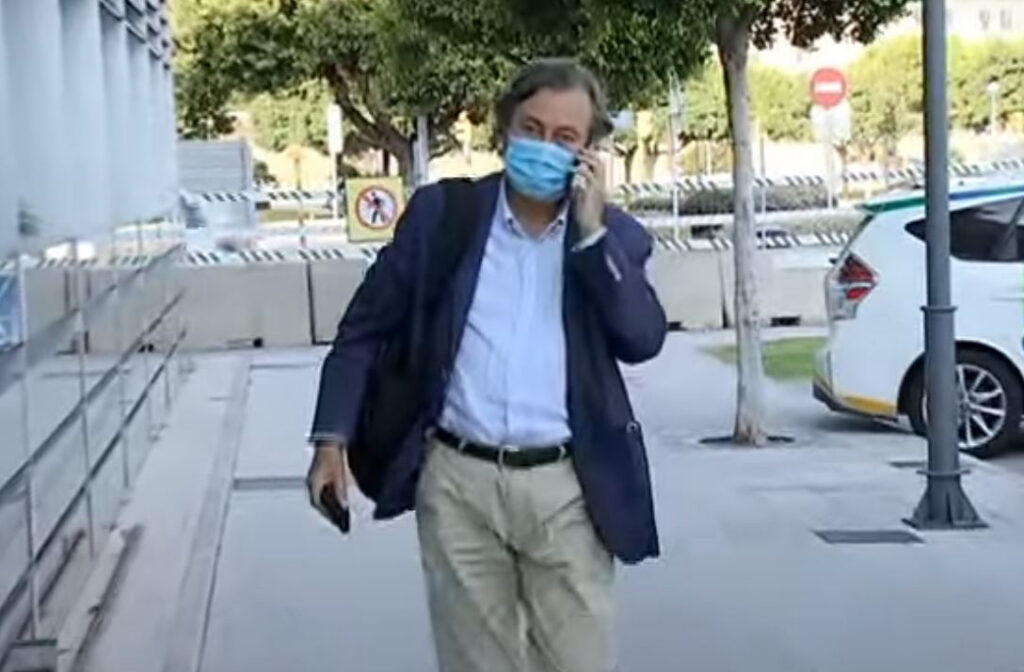 Gual y la teoría de la conspiración