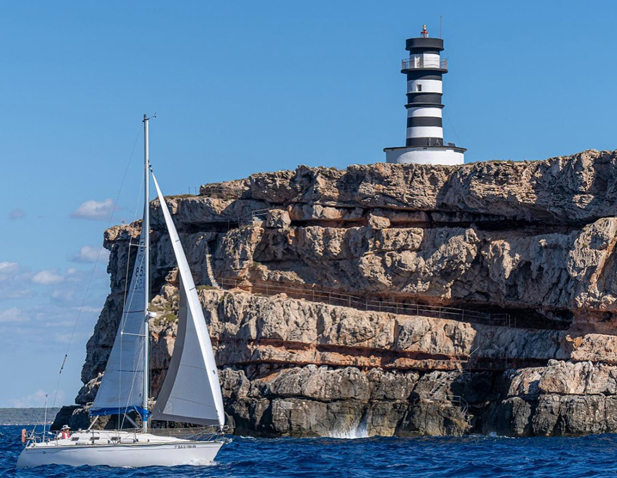 Swahili y Macarella ganan el Trofeo Bodegas José Luis Ferrer