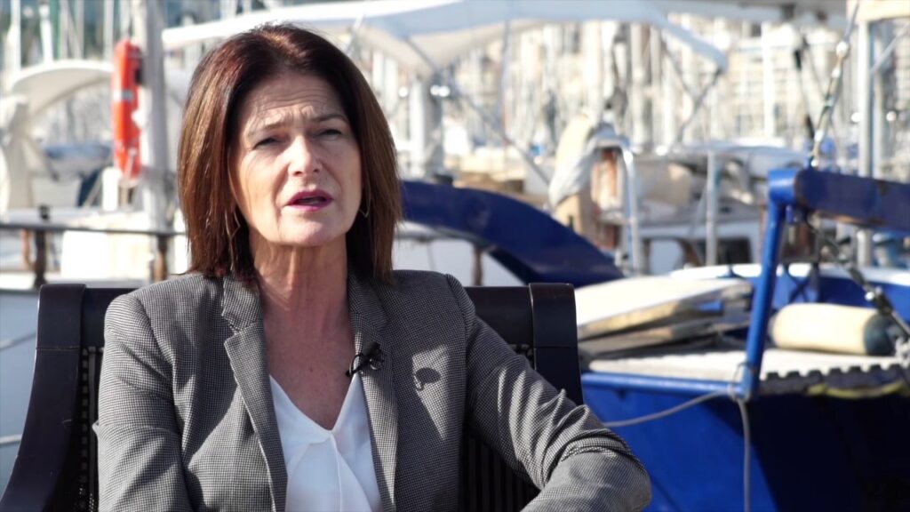 Casanueva convoca elecciones al día siguiente de anunciarse la candidatura valenciana