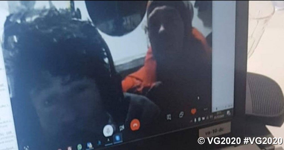 Final feliz en la Vendée: Le Cam rescata del agua a Escoffier