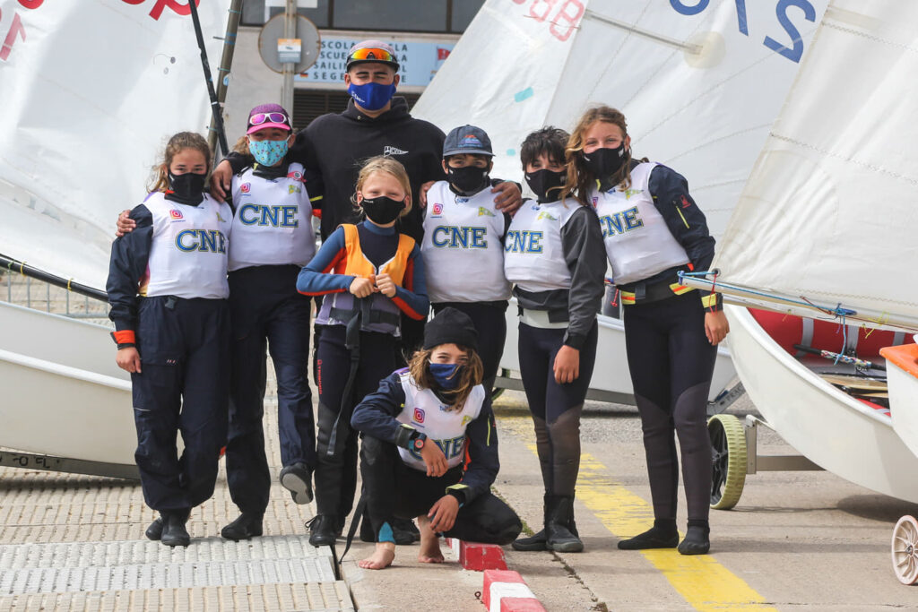 Hannah Ronan gana el Trofeo Inturotel II de Optimist