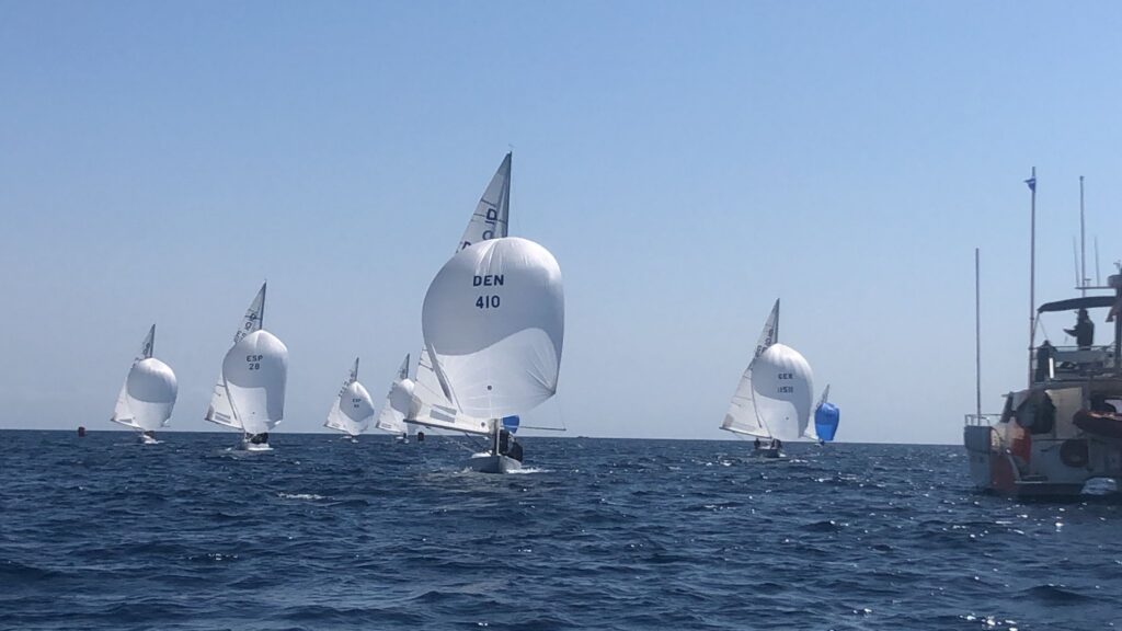 Yeahnah no perdona y se adjudica la regata Puerto Portals Dragon Championship