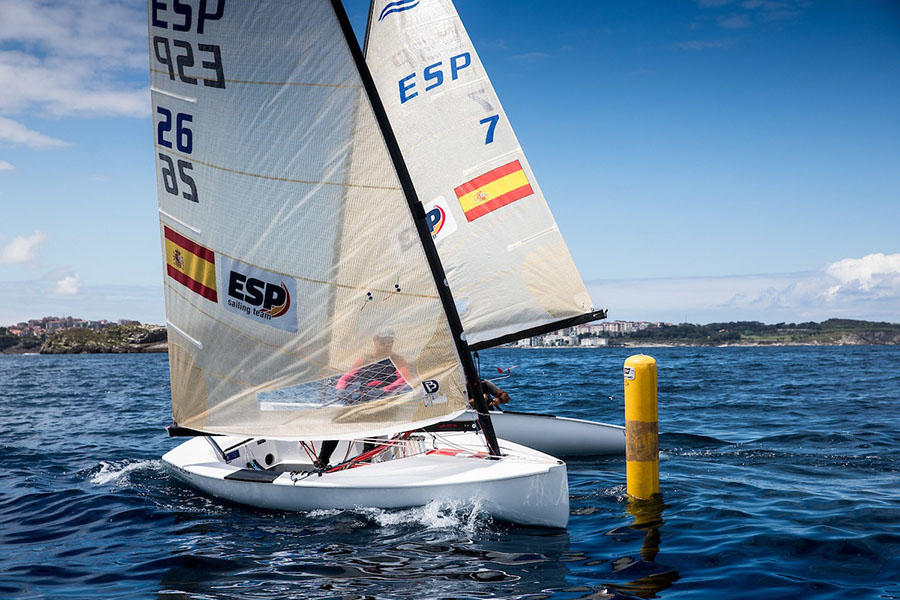 Cardona se estrena en el Europeo de Finn en la cuarta plaza