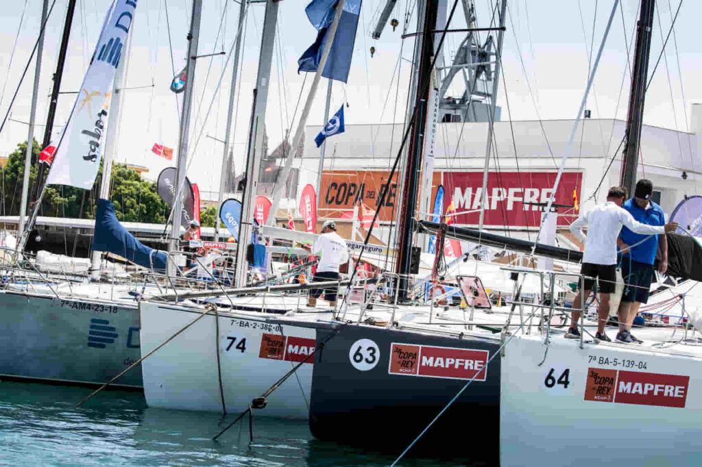 La RFEV advierte del “grave peligro” que corre la vela si no se protegen los clubes náuticos