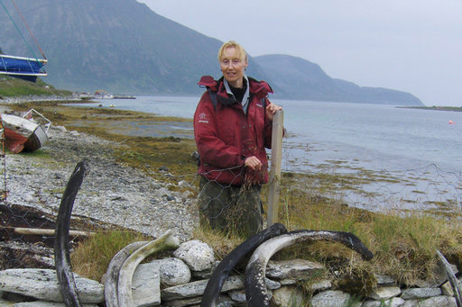 “Todavía no hemos conseguido muestras de tejido de esferas submarinas en el Mediterráneo”