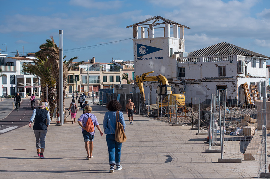 Comienzan las obras del edificio que fue sede del Marítimo del Molinar