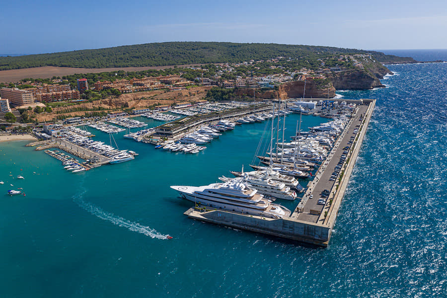 Casi 100 banderas azules para los puertos deportivos españoles
