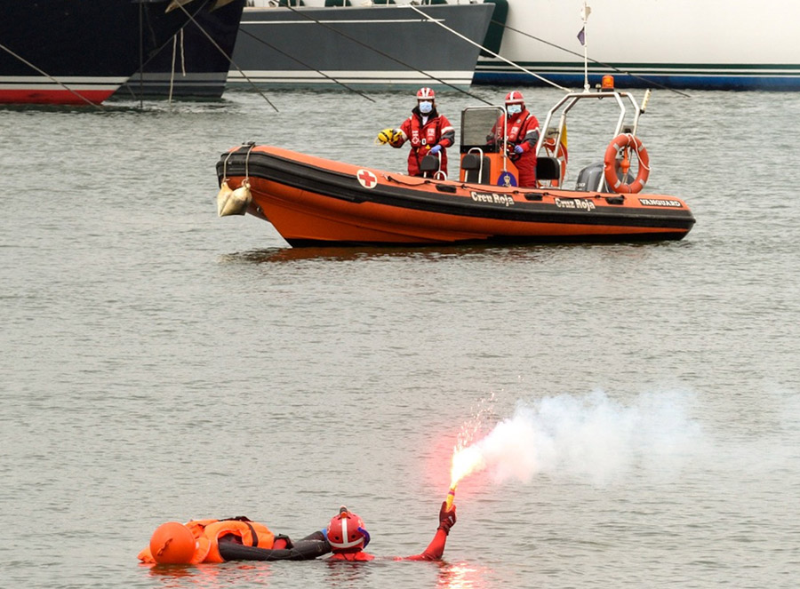 El Salón Náutico reconoció la labor humanitaria de la Cruz Roja del Mar