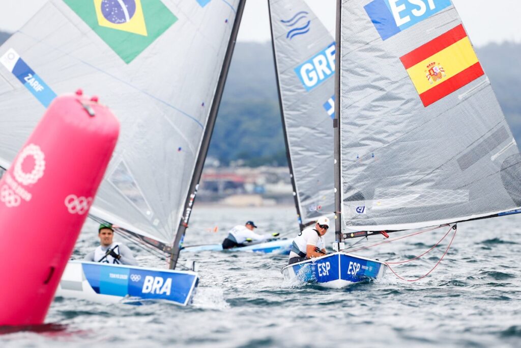 Cardona se coloca tercero en el estreno de la vela balear en Tokio