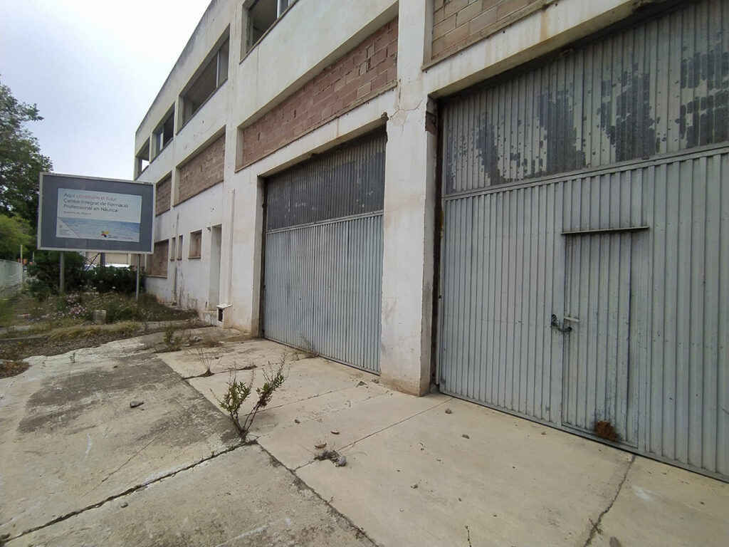 Listas de espera para la FP náutica mientras el centro del Govern sigue tapiado