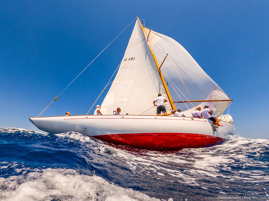 Yanira y Fjord III vencedores de la Puig Vela Clàssica