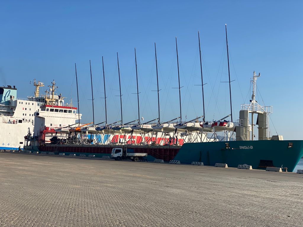 Swan 36: la gran atracción de la Copa del Rey llega a Palma en carguero