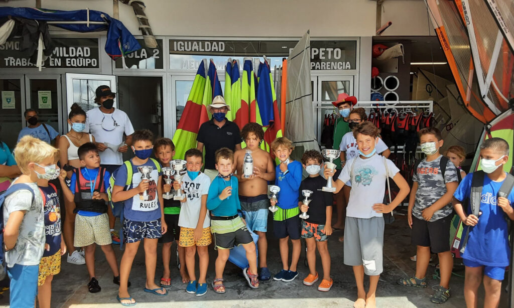 Los «optimistas» se estrenan en el Sant Bartomeu Nàutic