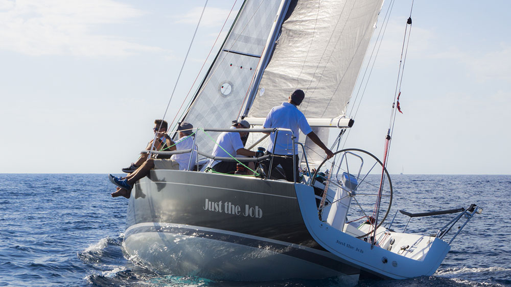 Just the Job y Calm Days triunfan en el estreno de la Liguilla