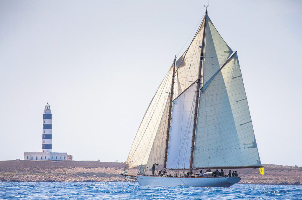 El Gobierno mira a los barcos clásicos, pero de momento no les toca