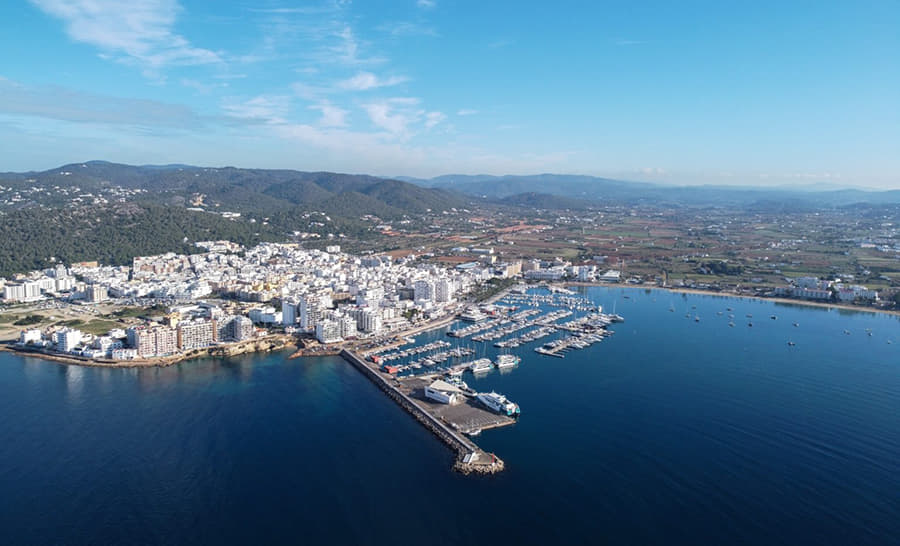 El plan de PortsIB tampoco gusta en Ibiza