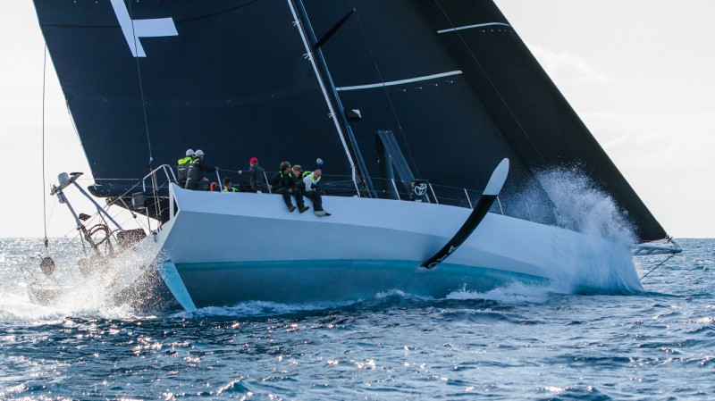 Zarpa ‘La Larga’ de PalmaVela, que trae a Baleares la épica de las regatas de altura