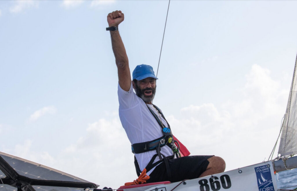 José Linares completa la Mini Transat