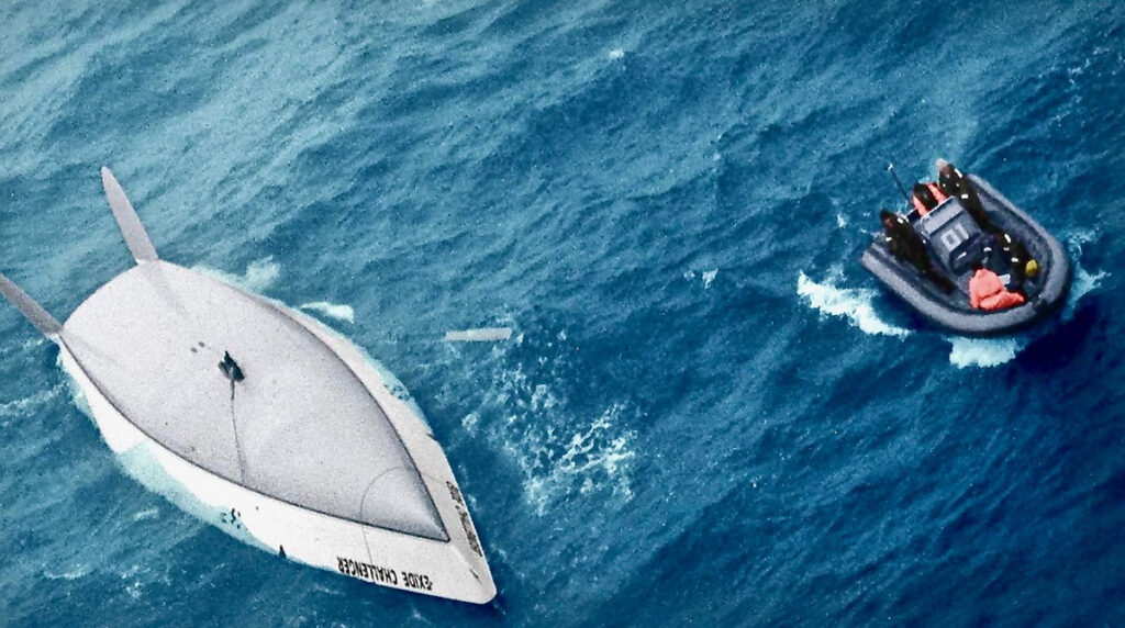 Prisionero de su barco: 48 horas bajo la quilla y sin traje de agua