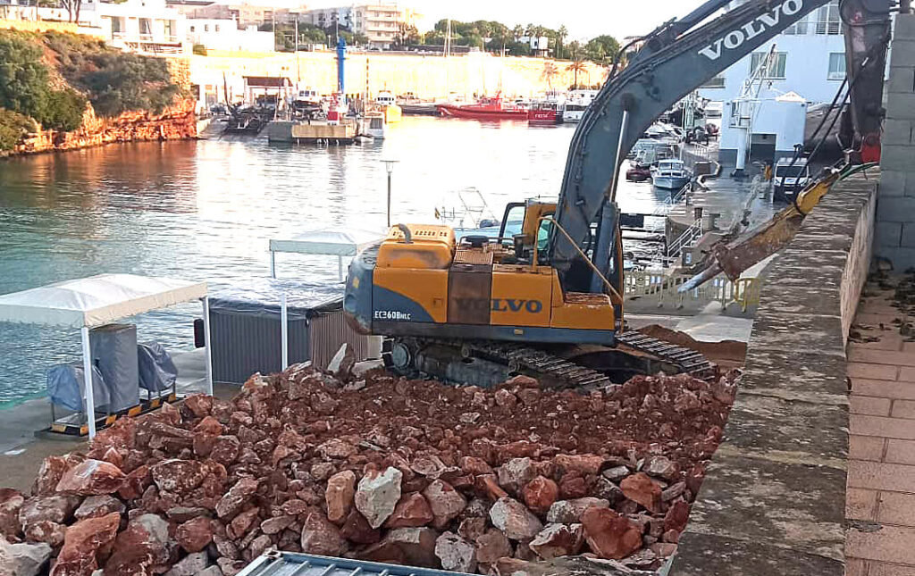 El Moll de la Trona contará con una oficina para la nueva gasolinera