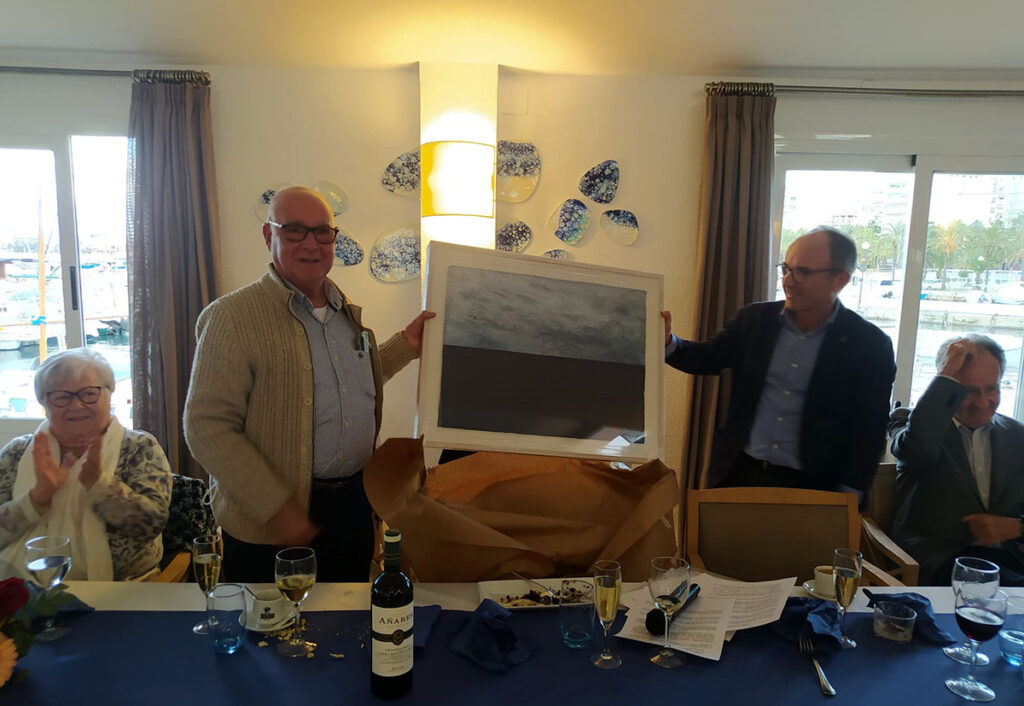 Antich loa la figura de Miquel Suñer con una glosa