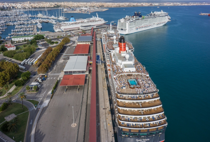 Govern y CLIA pactan la llegada de tres cruceros al día a Palma