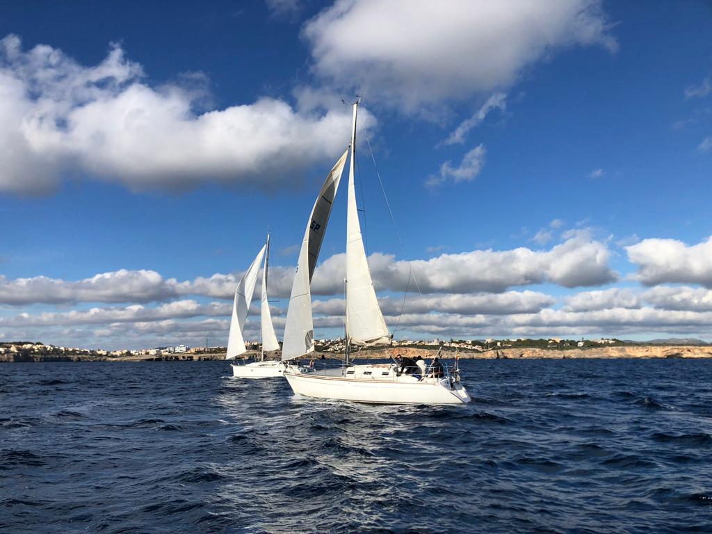 Batzac, Dunia y Monika mandan en la Lliga de Portocolom y Porto Cristo
