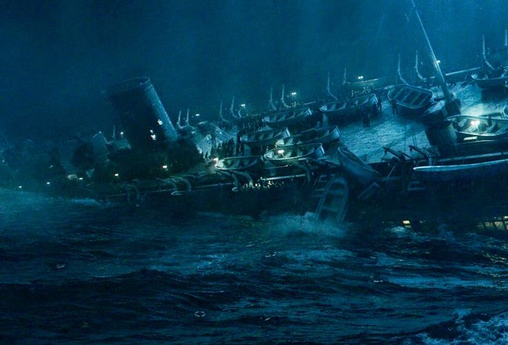 Un muerto al naufragar un pesquero en el puerto de Ibiza