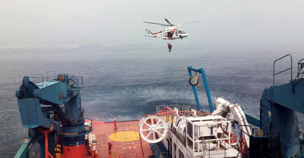 ¡Hombre al agua! ¿Qué hago si un tripulante cae al mar?